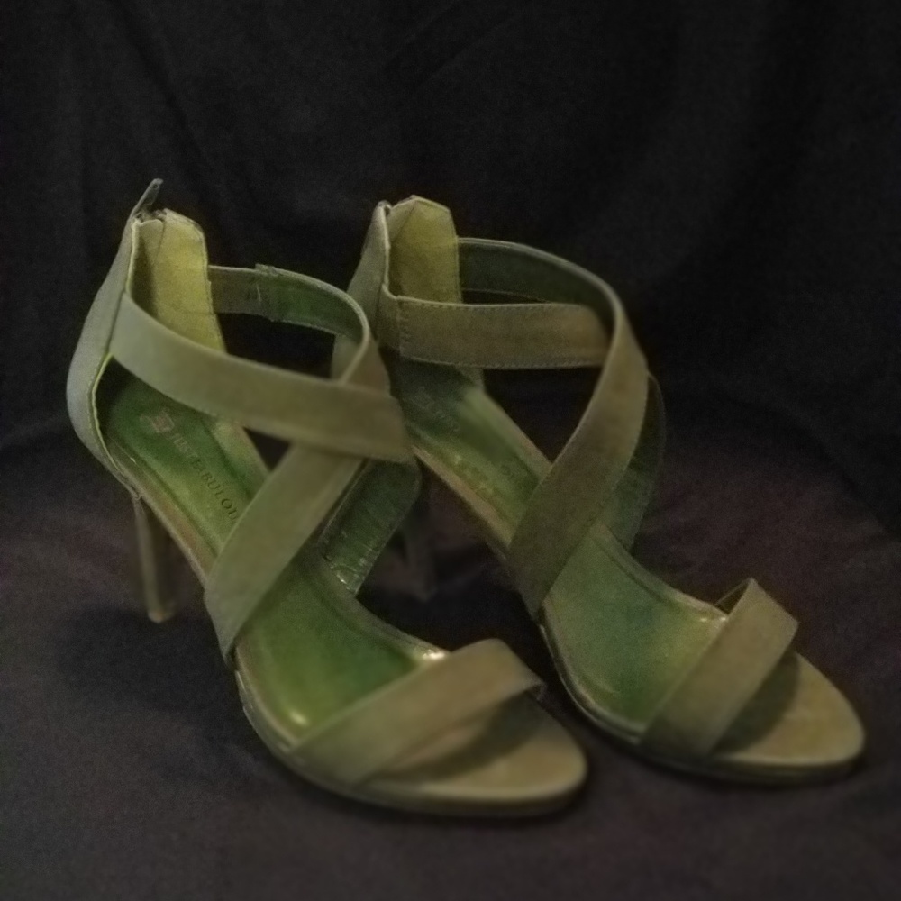 Sandals - Picture 2 of 2
